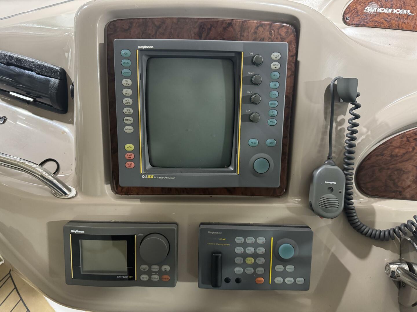 Slide: The Image of Sea Ray 460 Sundancer 2000 - 5140468