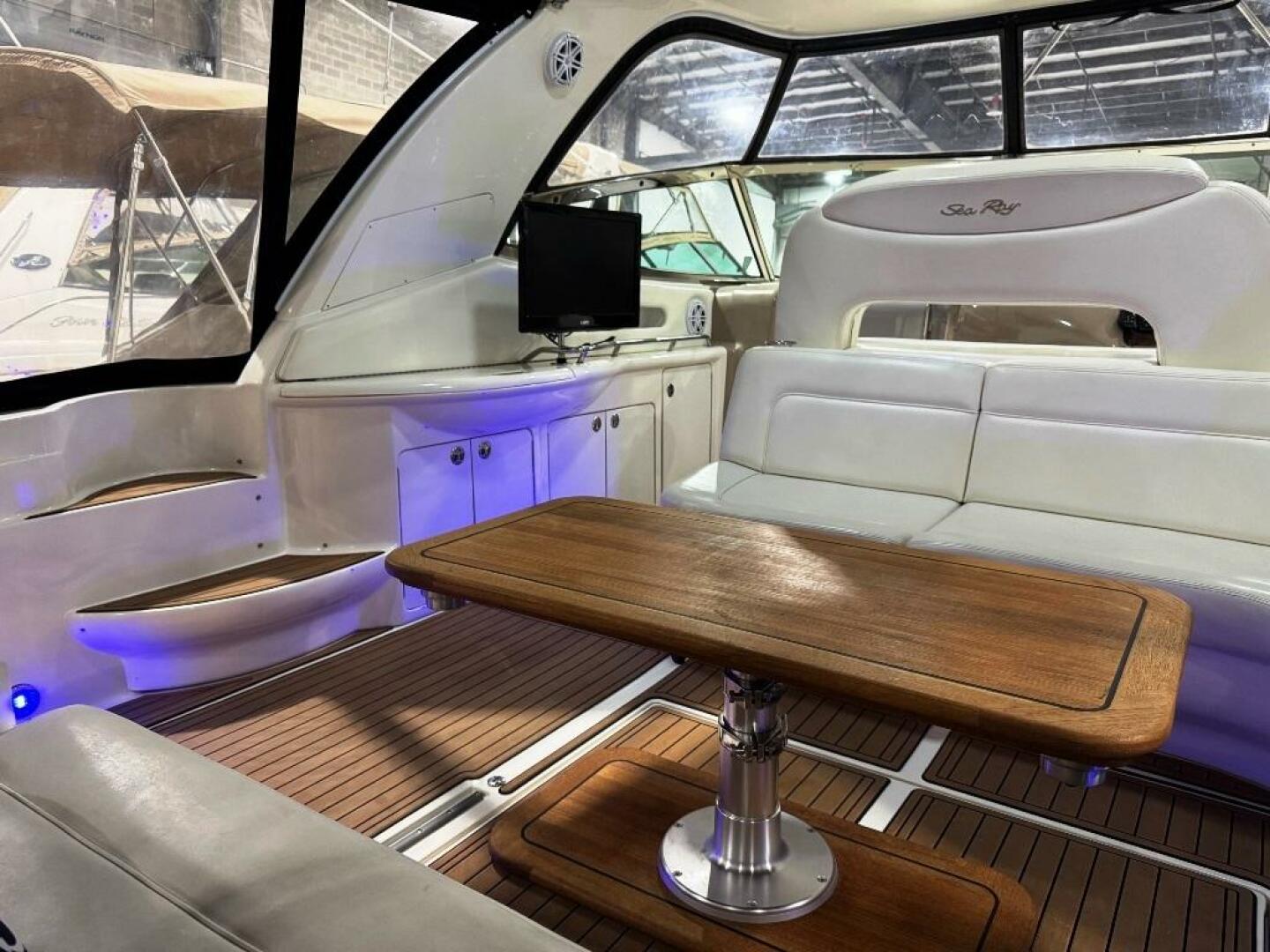 Slide: The Image of Sea Ray 460 Sundancer 2003 - 10