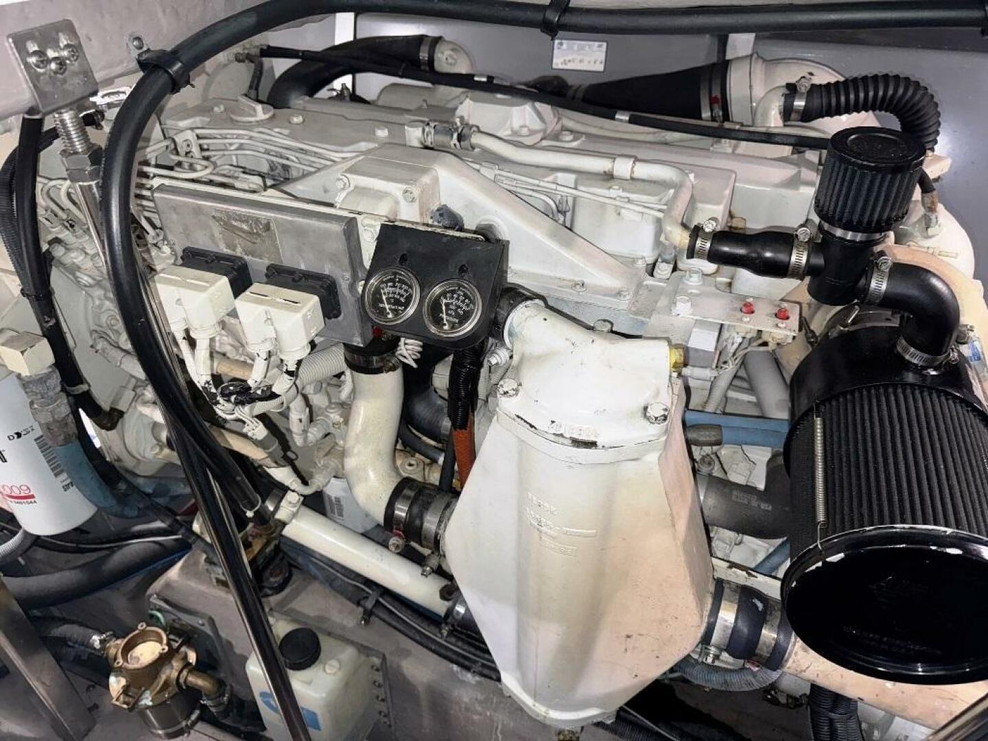 Slide: The Image of Sea Ray 460 Sundancer 2003 - 32