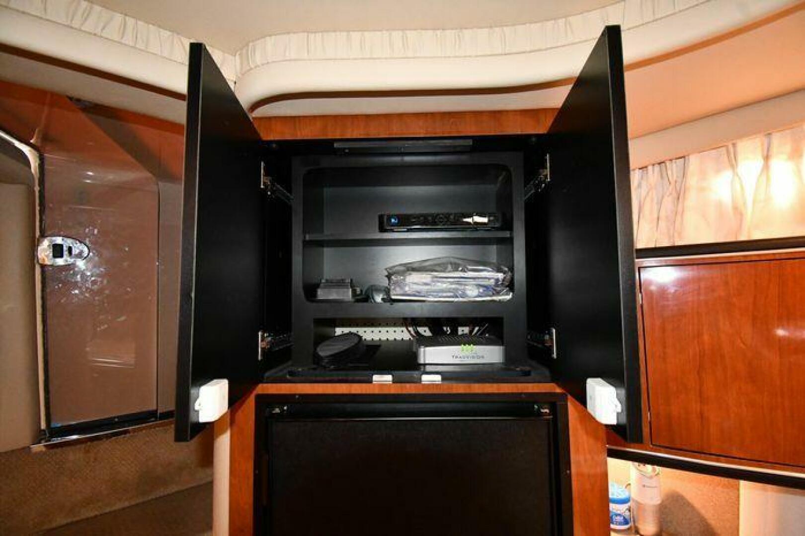 Slide: The Image of Sea Ray 460 Sundancer 2003 - 4960329
