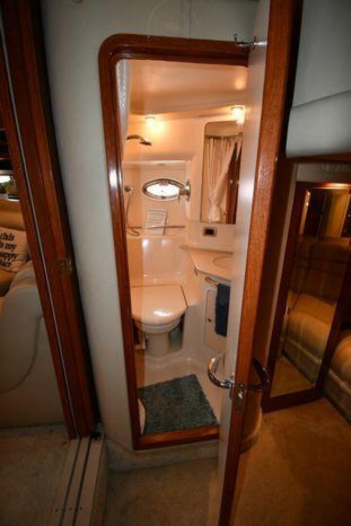 Slide: The Image of Sea Ray 460 Sundancer 2003 - 4960341