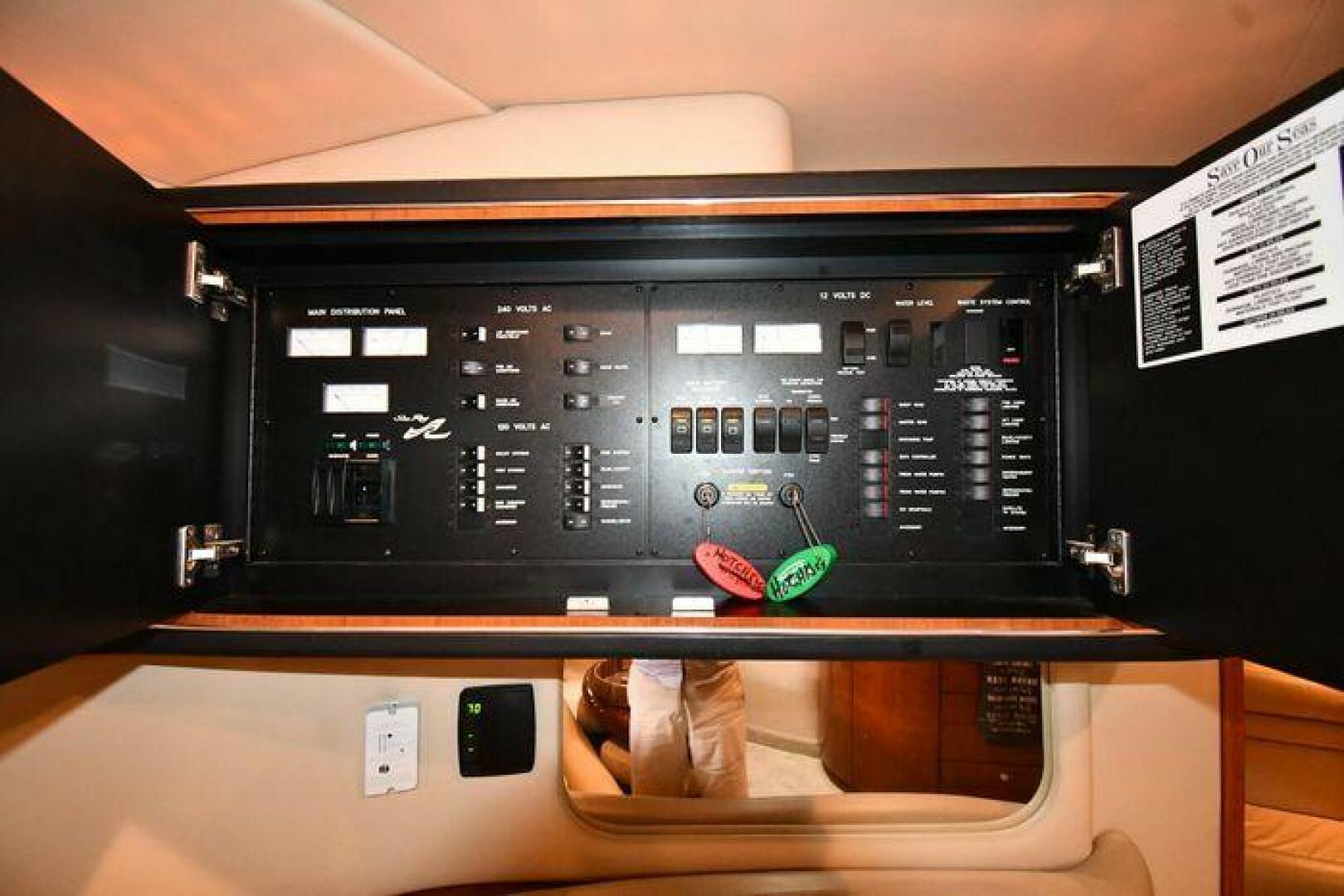 Slide: The Image of Sea Ray 460 Sundancer 2003 - 4960343
