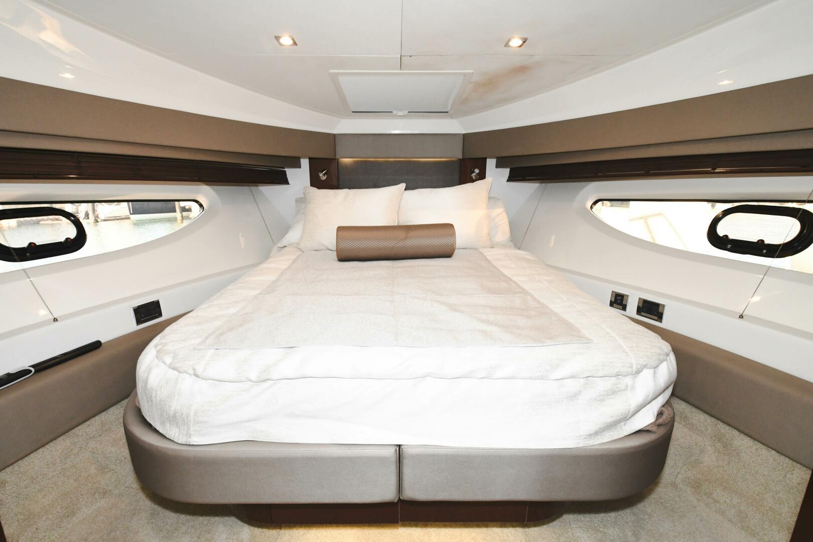 Slide: The Image of 2017 46 Sea Ray Sundancer - Strickly Big 3 - VIP Stateroom - 3918984