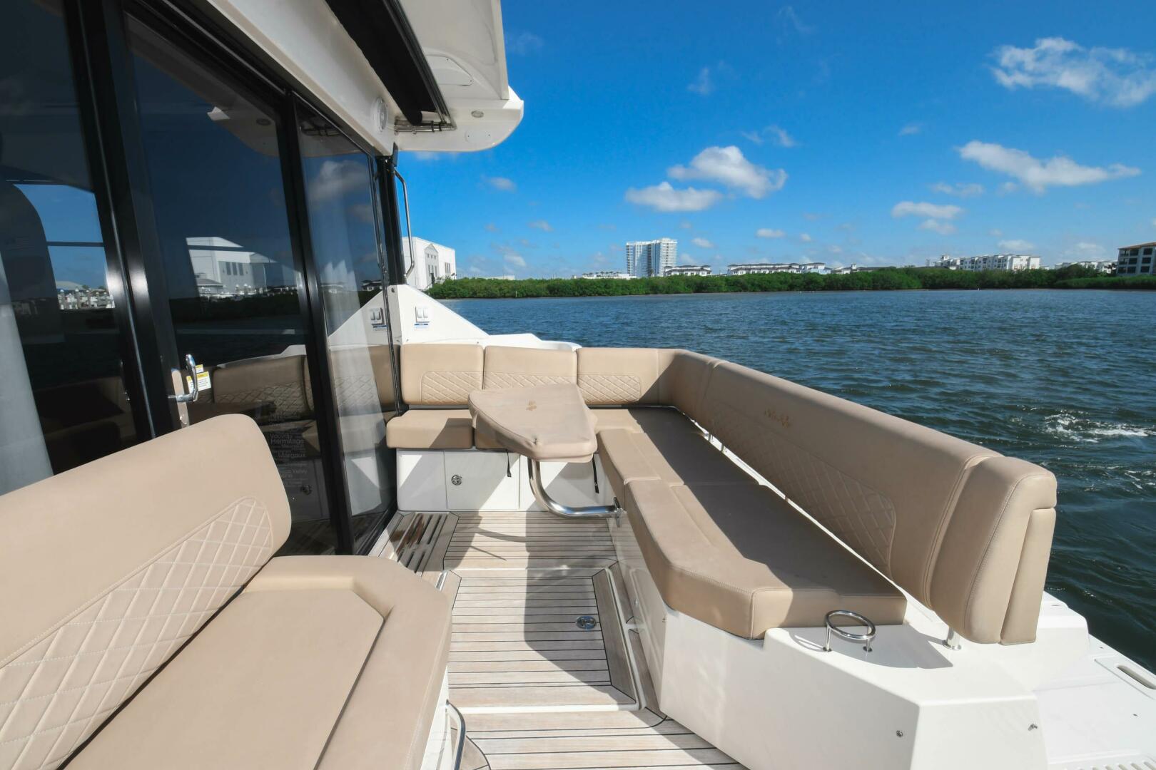 Slide: The Image of 2017 46 Sea Ray Sundancer - Strickly Big 3 - Cockpit - 3918990