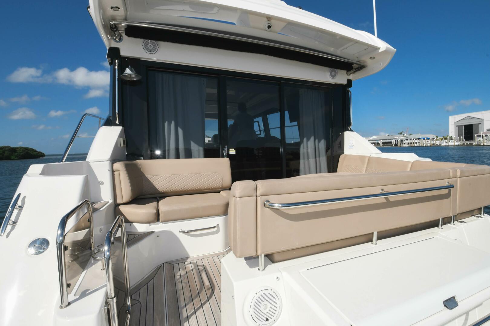 Slide: The Image of 2017 46 Sea Ray Sundancer - Strickly Big 3 - Cockpit - 3918991