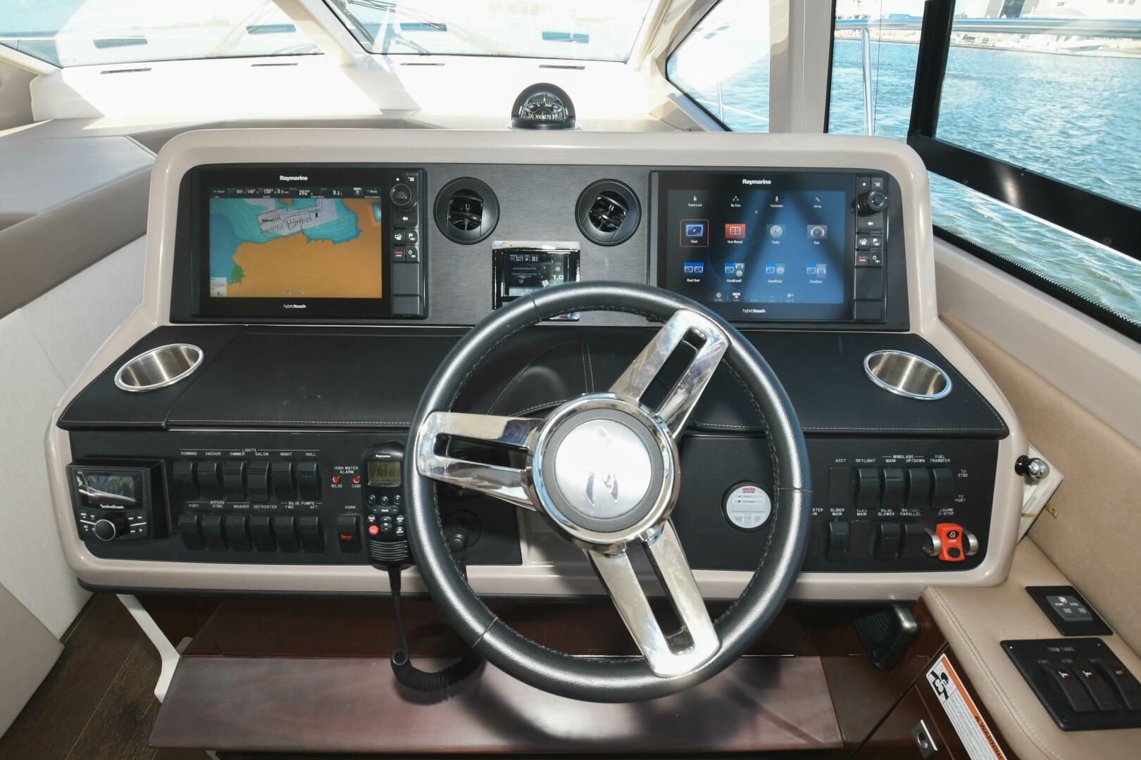 Slide: The Image of 2017 46 Sea Ray Sundancer - Strickly Big 3 - Helm/Electronics - 3919009