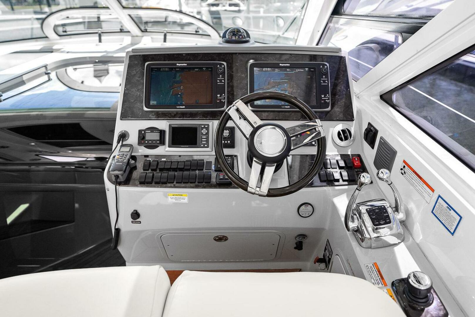 Slide: The Image of Helm & Electronics - 5538449