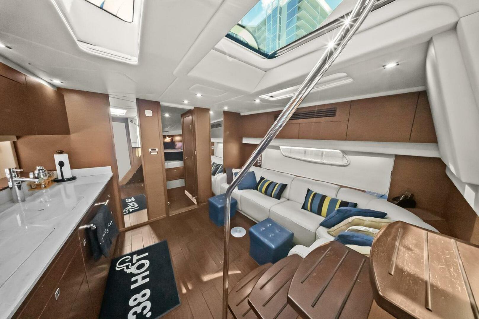 Slide: The Image of Salon - 5538406