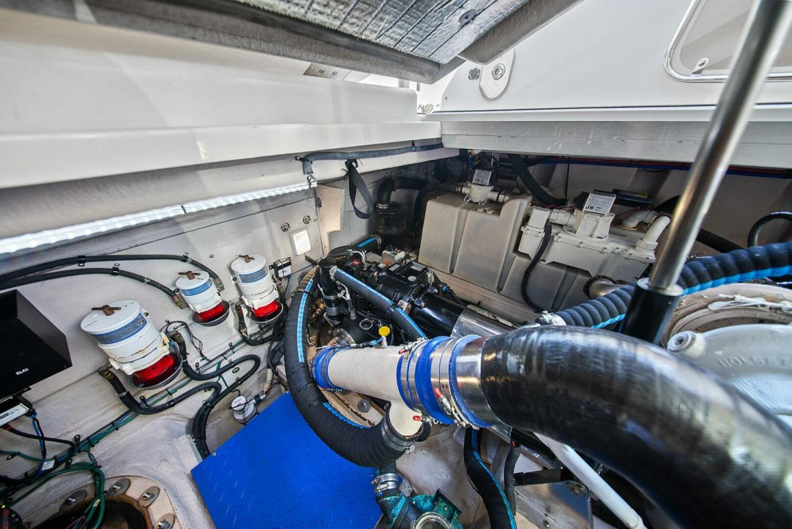 Slide: The Image of Sea Ray 470 Sundancer 2012 - 5538396