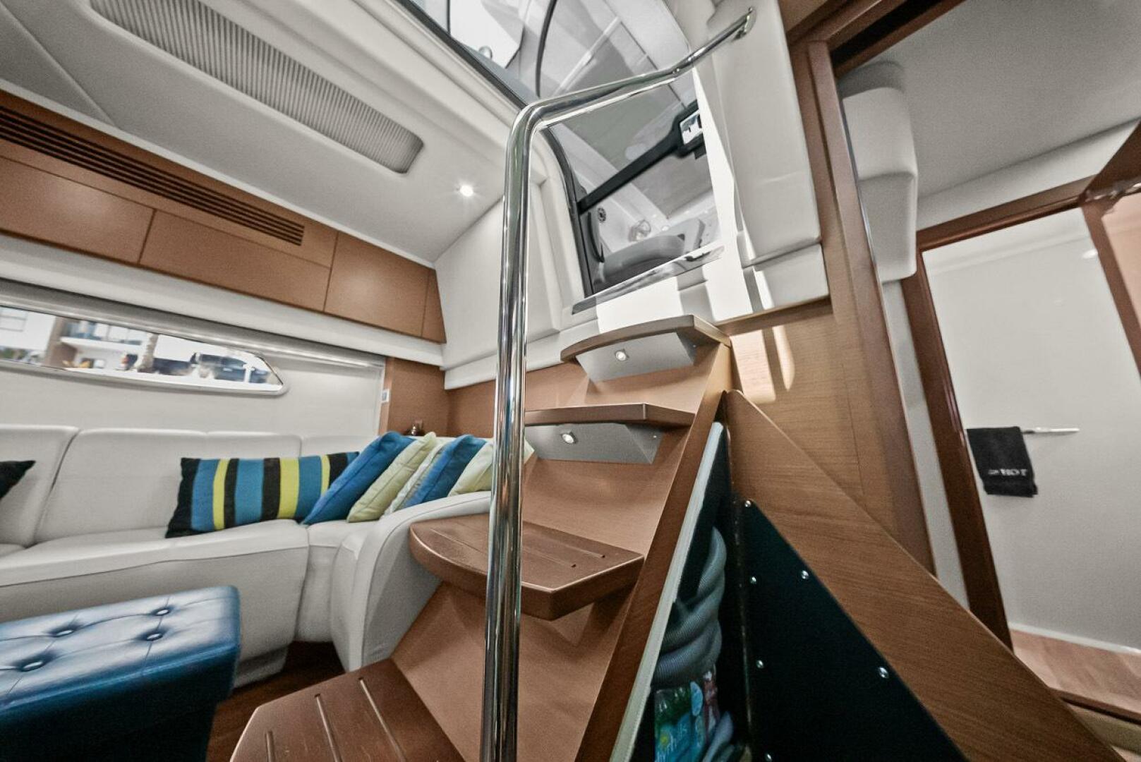 Slide: The Image of Sea Ray 470 Sundancer 2012 - 5538401