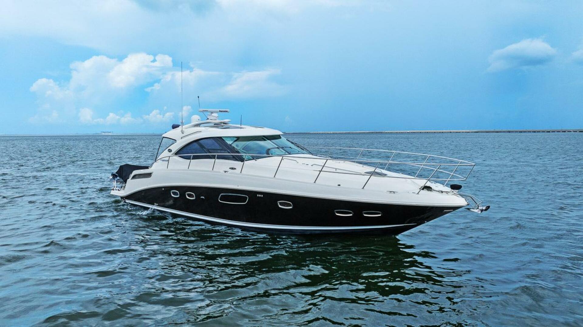 Slide: The Image of 2012 Sea Ray 470 Sundancer Marina Pointe - 5538427