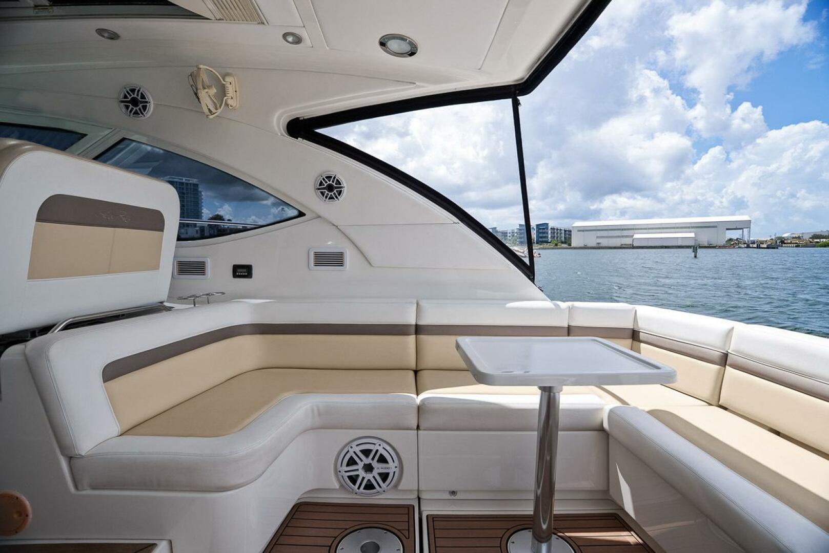 Slide: The Image of Sea Ray 470 Sundancer 2012 - 5538438