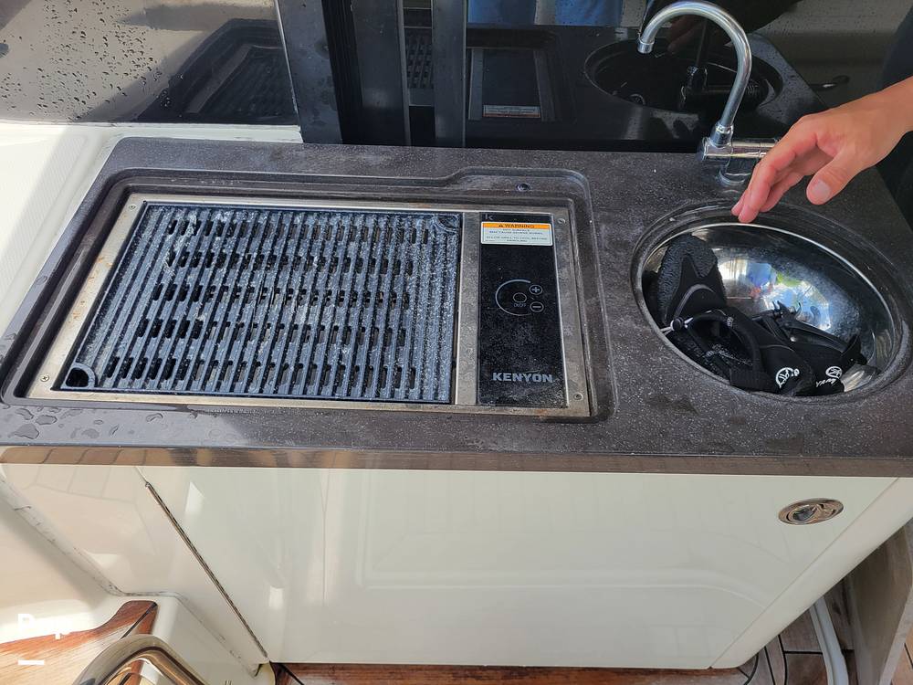 Slide: The Image of Sea Ray 470 Sundancer 2016 - 15601028