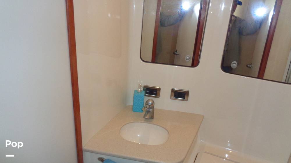 Slide: The Image of Sea Ray 480 Sedan 2004 - 114