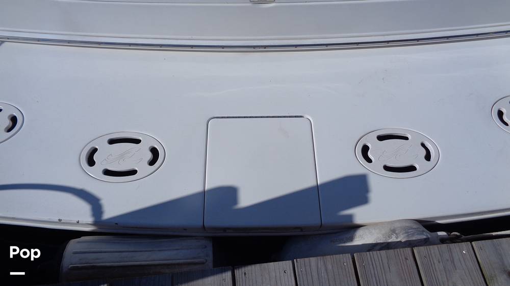 Slide: The Image of Sea Ray 480 Sedan 2004 - 14