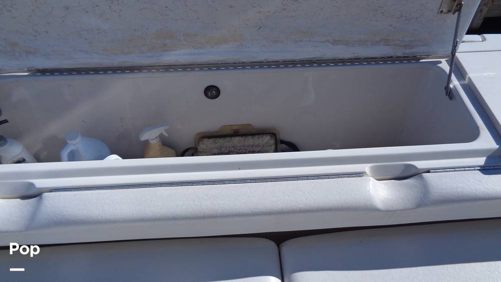 Slide: The Image of Sea Ray 480 Sedan 2004 - 22