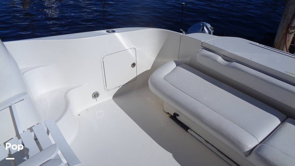 Slide: The Image of Sea Ray 480 Sedan 2004 - 24
