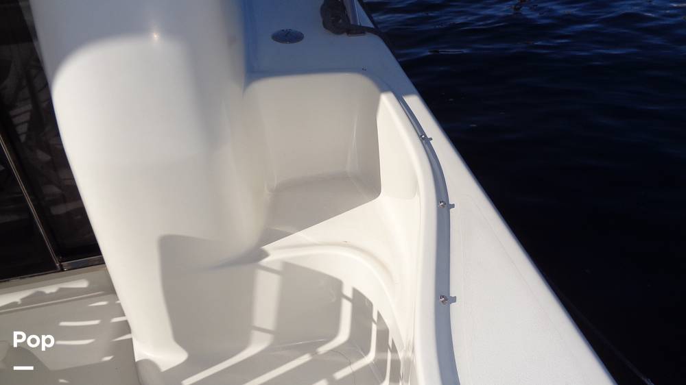 Slide: The Image of Sea Ray 480 Sedan 2004 - 46