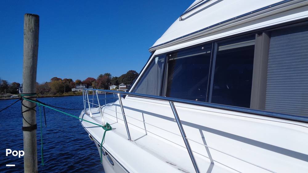 Slide: The Image of Sea Ray 480 Sedan 2004 - 6