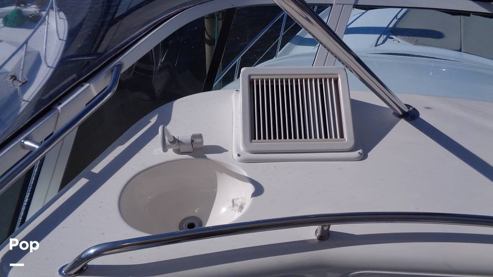Slide: The Image of Sea Ray 480 Sedan 2004 - 61