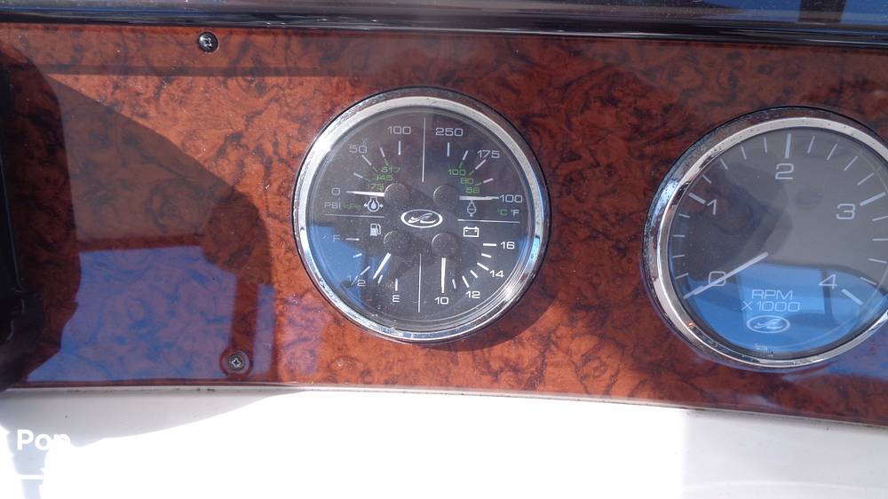 Slide: The Image of Sea Ray 480 Sedan 2004 - 75