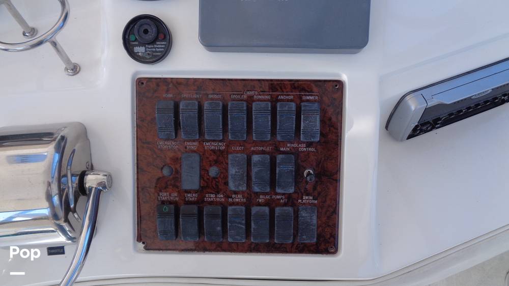Slide: The Image of Sea Ray 480 Sedan 2004 - 82