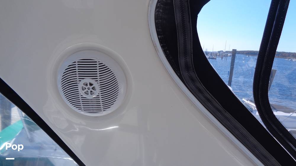 Slide: The Image of Sea Ray 480 Sedan 2004 - 87