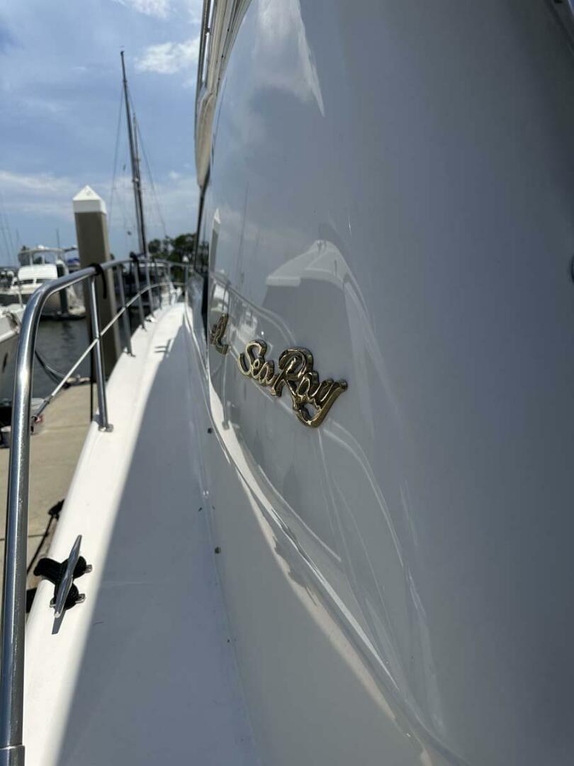 Slide: The Image of Sea Ray 480 Sedan Bridge 1998 - 34