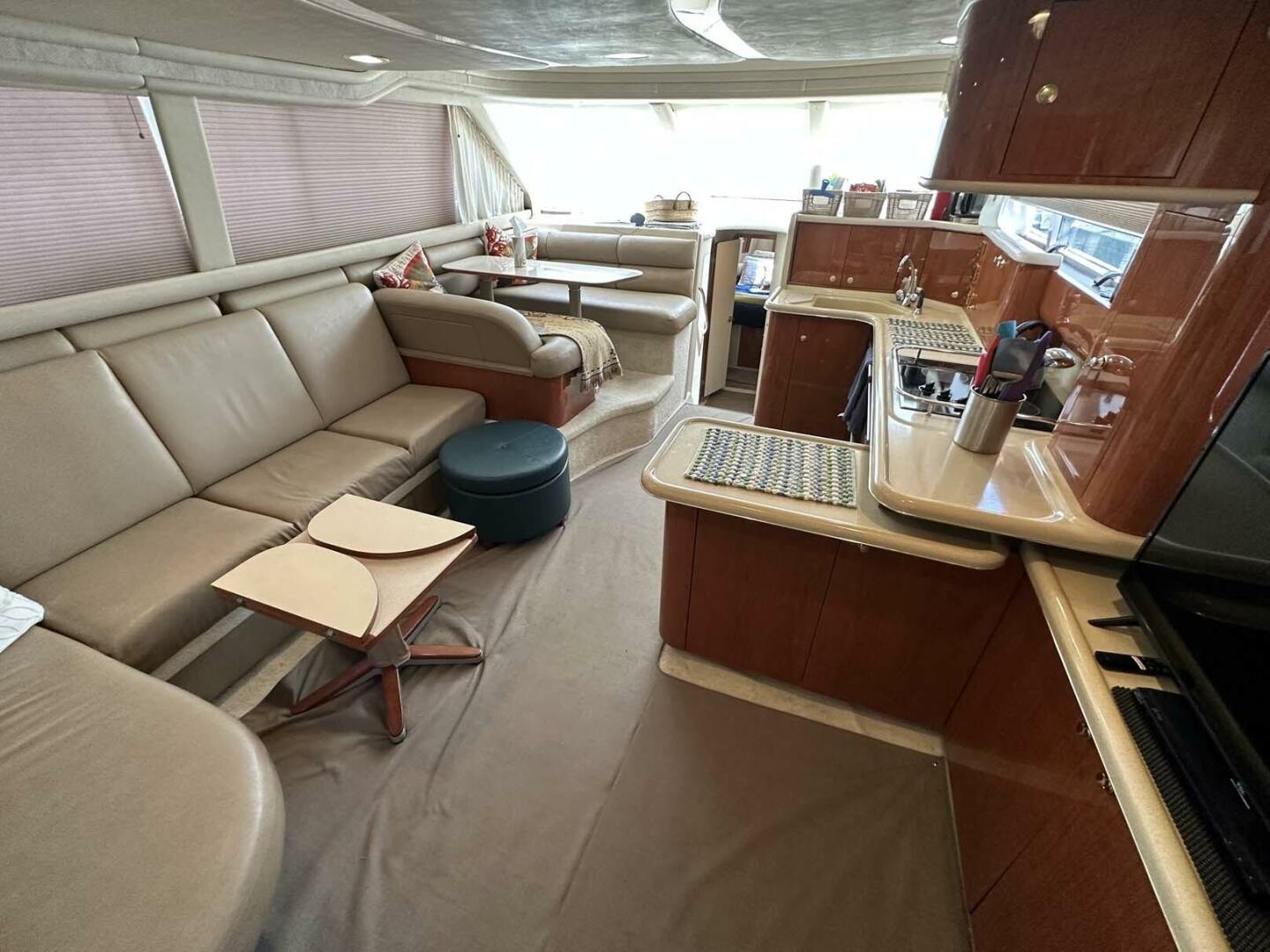 Slide: The Image of Sea Ray 480 Sedan Bridge 1998 - 6