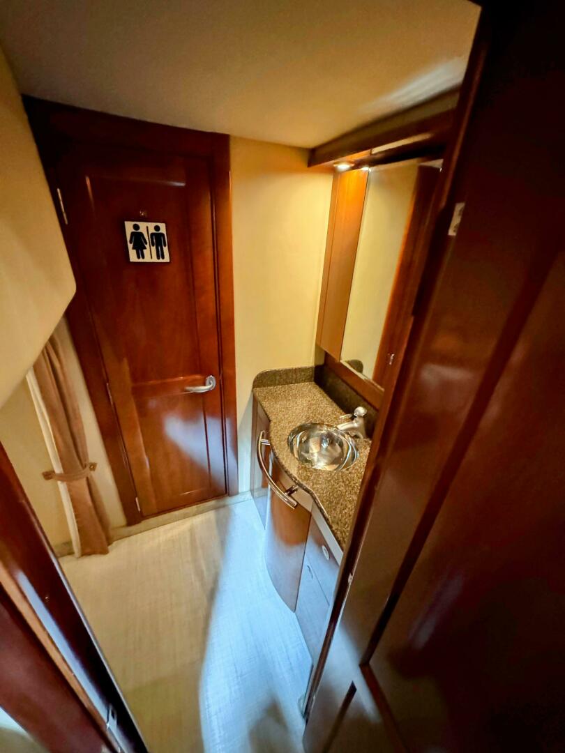 Slide: The Image of Sea Ray 48 Sundancer 2007 - 5290474