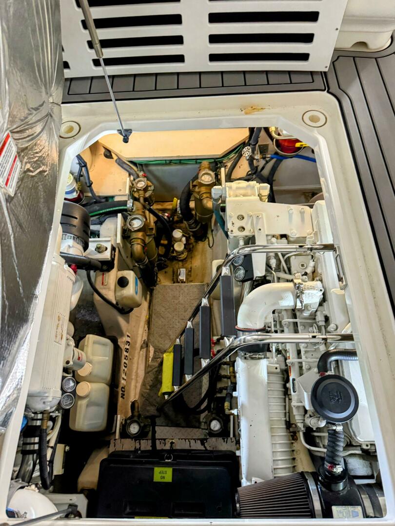 Slide: The Image of Sea Ray 48 Sundancer 2007 - 5290477