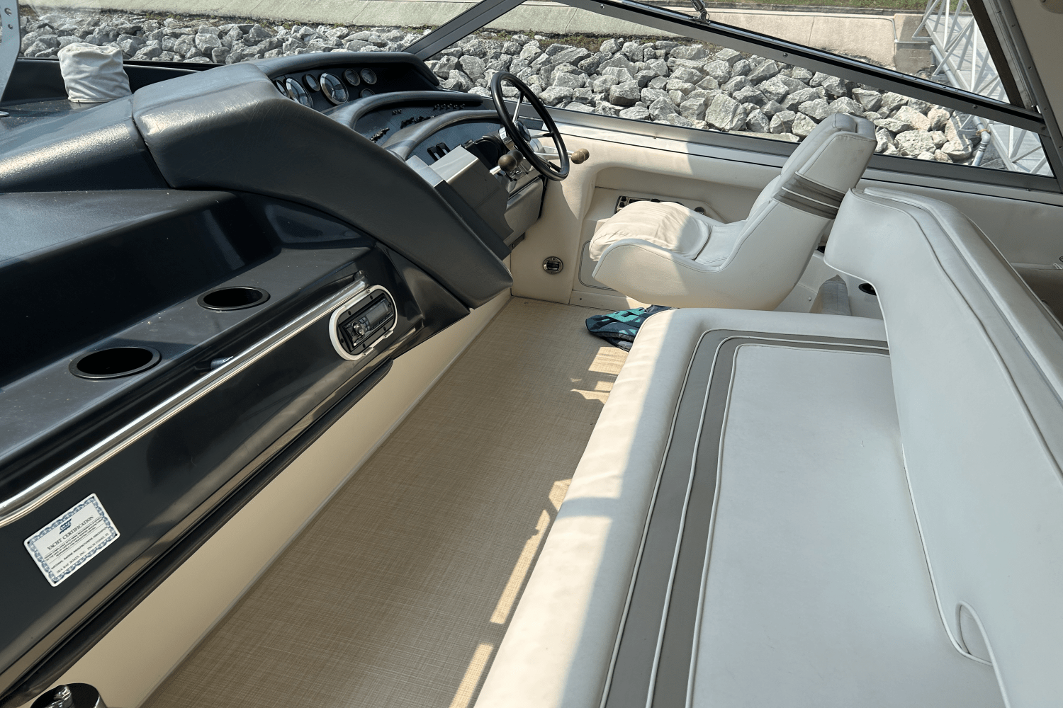 Slide: The Image of Sea Ray 50 1992 - 8