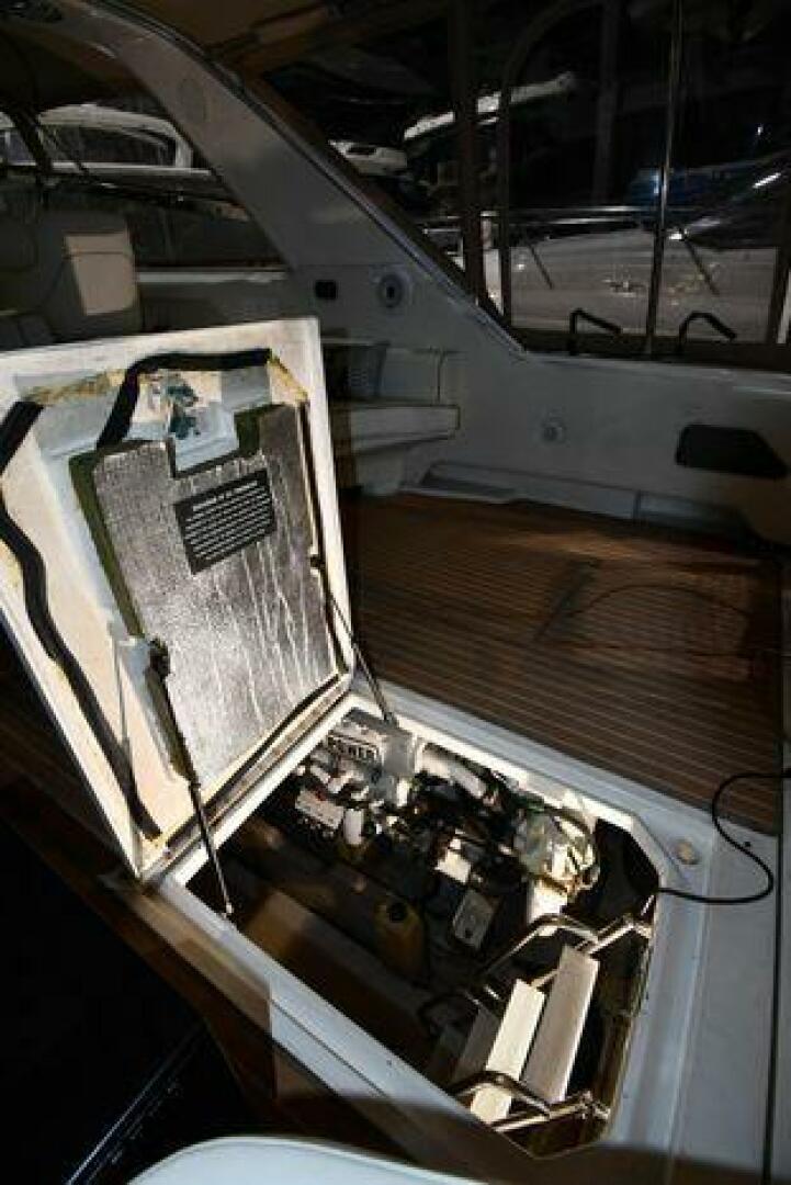 Slide: The Image of Sea Ray 50 1998 - 5083505