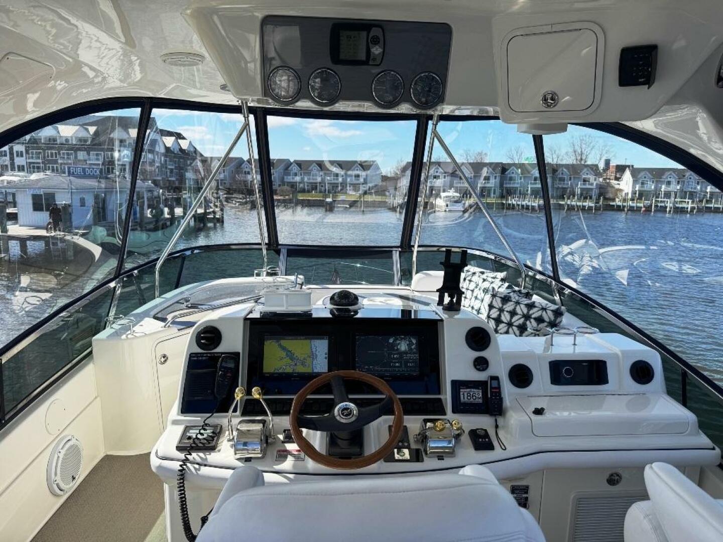 Slide: The Image of Sea Ray 500 Sedan Bridge 2005 - 5231587