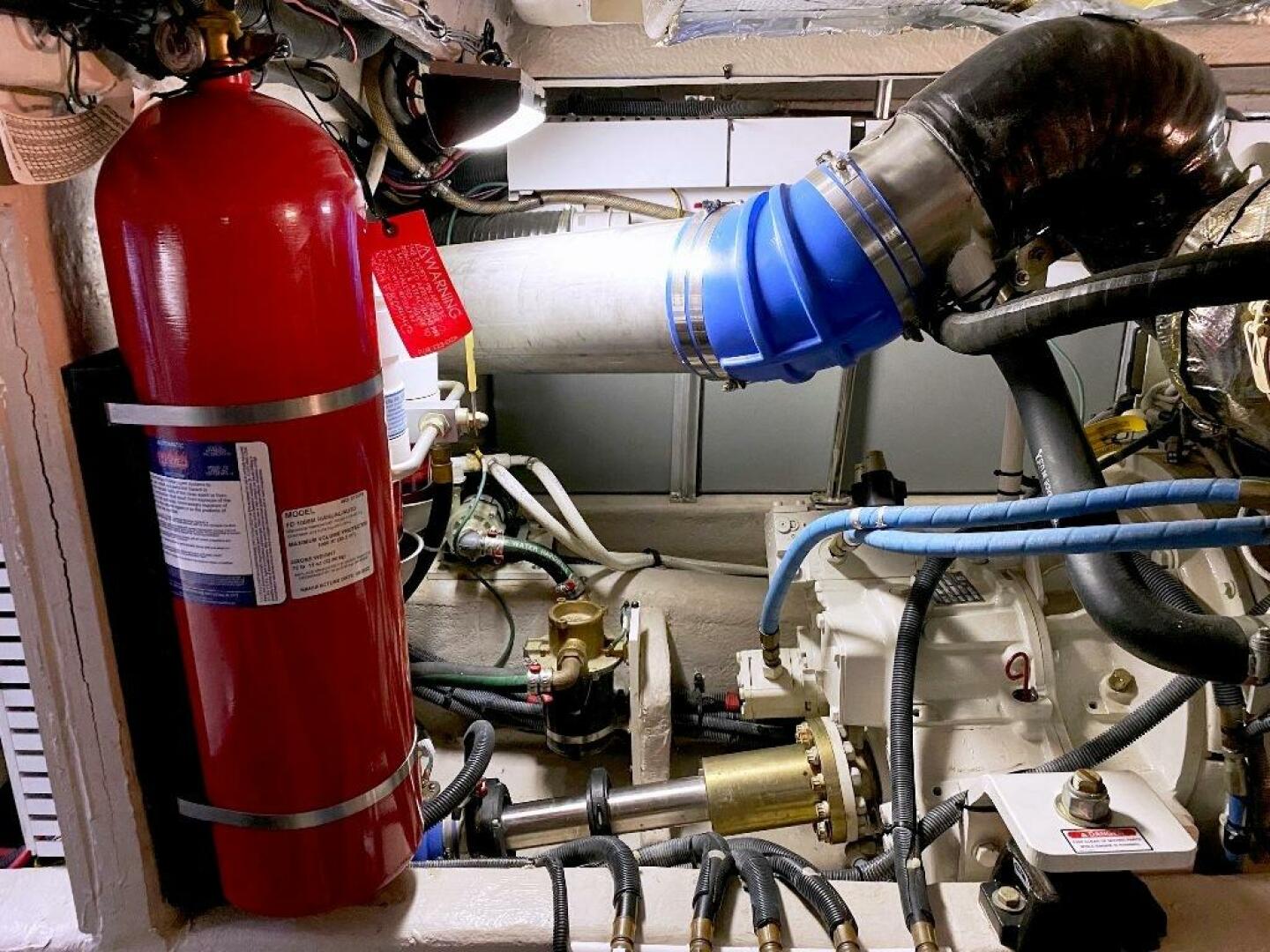 Slide: The Image of Sea Ray 500 Sedan Bridge 2005 - 5231598