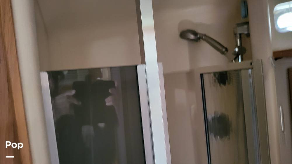 Slide: The Image of Shower - 10766289