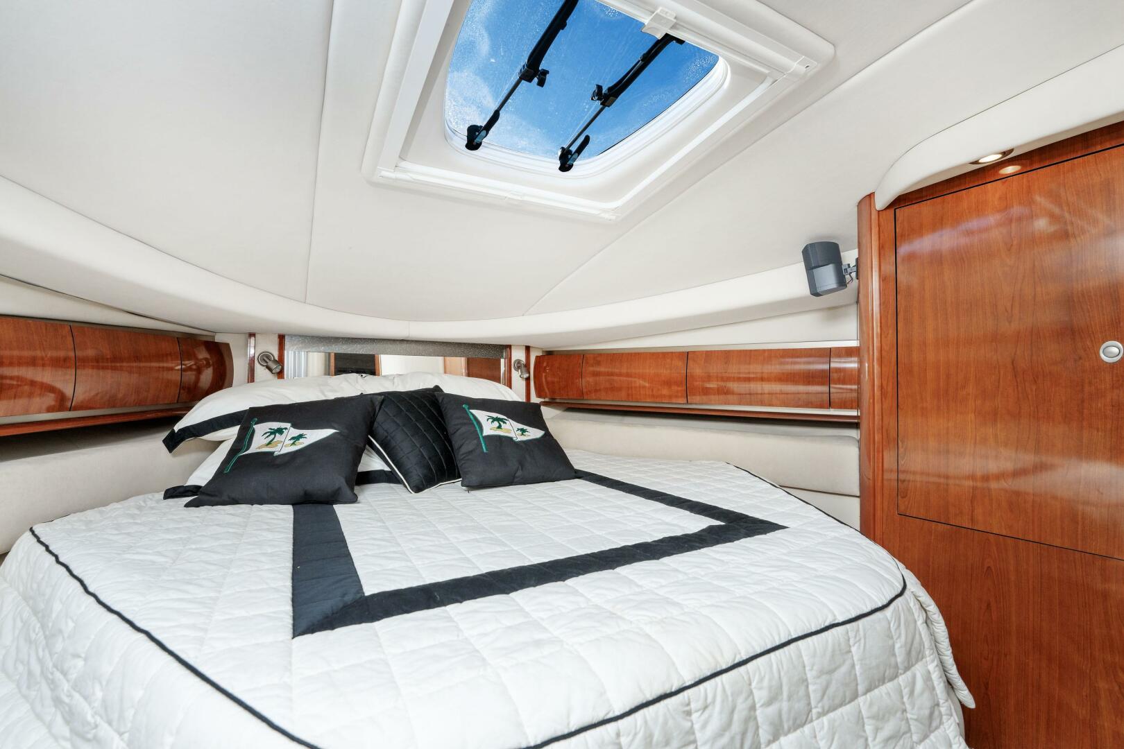 Slide: The Image of Sea Ray 500 Sundancer 2004 - 5155079