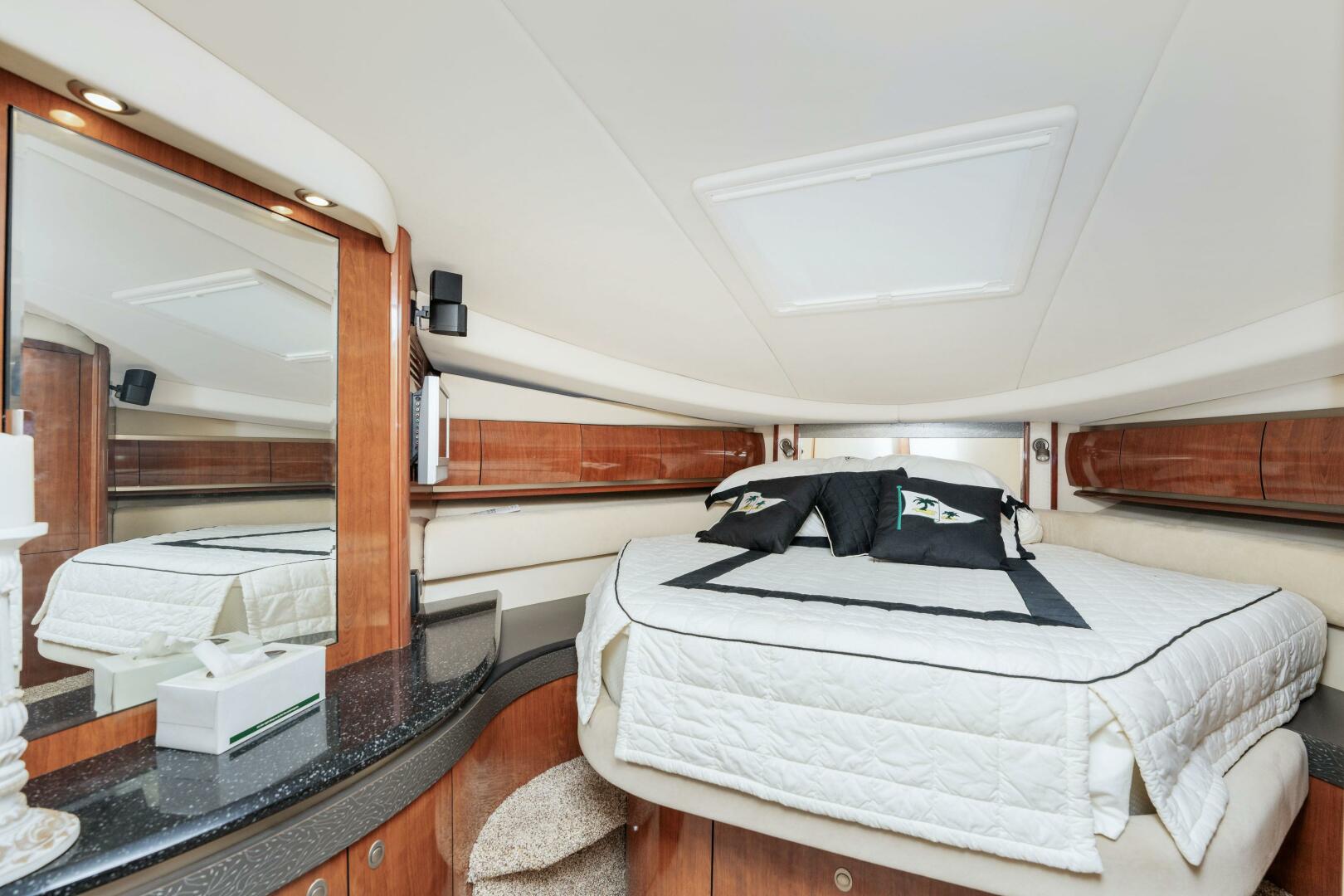 Slide: The Image of Sea Ray 500 Sundancer 2004 - 5155082