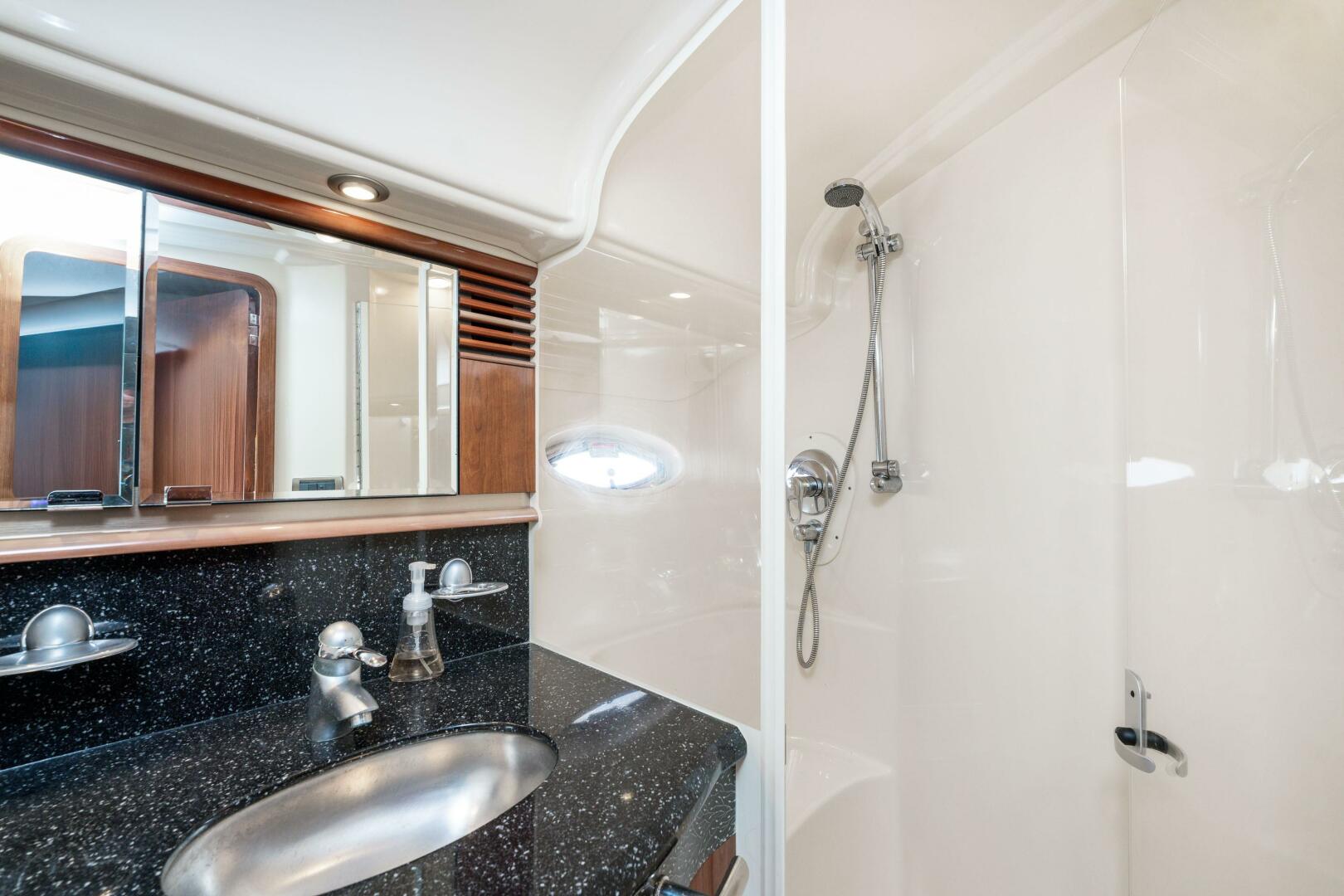 Slide: The Image of Sea Ray 500 Sundancer 2004 - 5155085