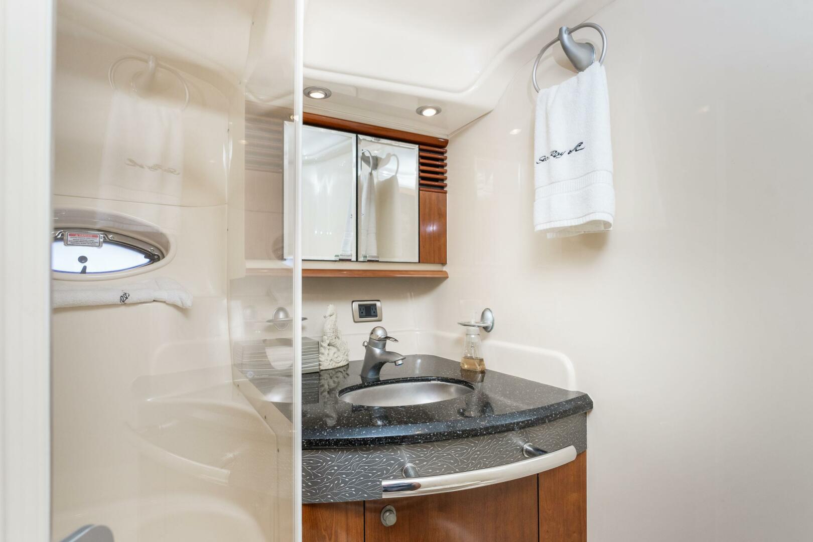 Slide: The Image of Sea Ray 500 Sundancer 2004 - 5155089