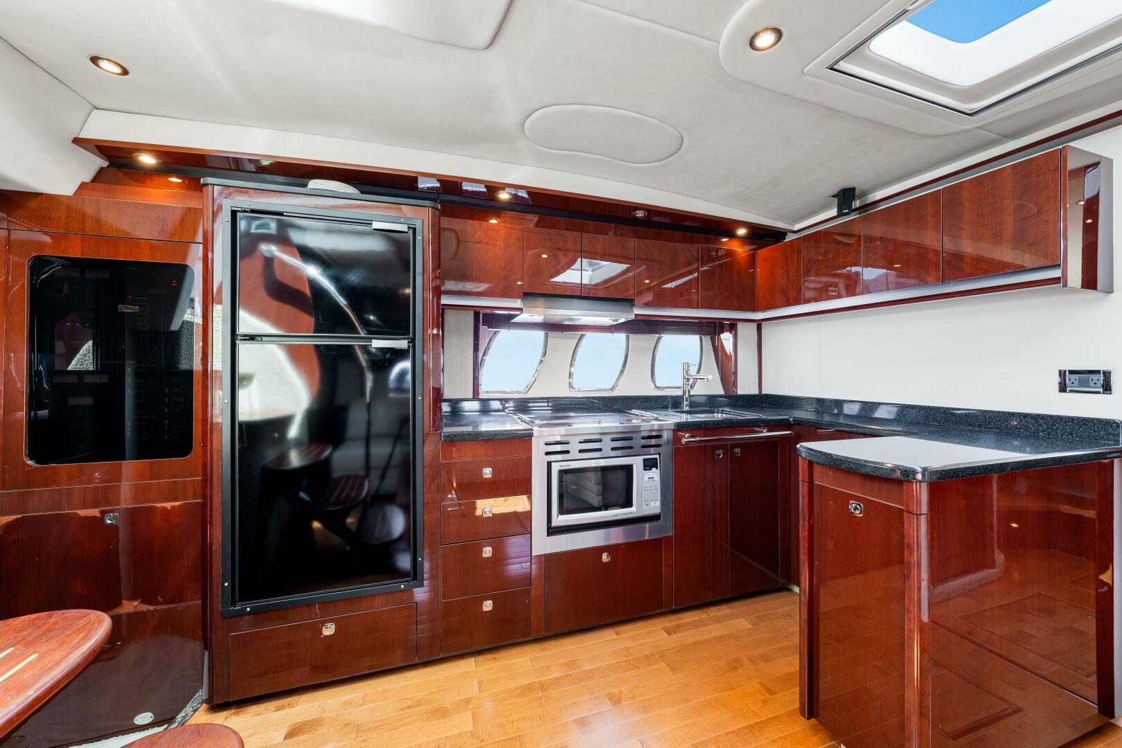 Slide: The Image of Sea Ray 500 Sundancer 2010 - 4332314