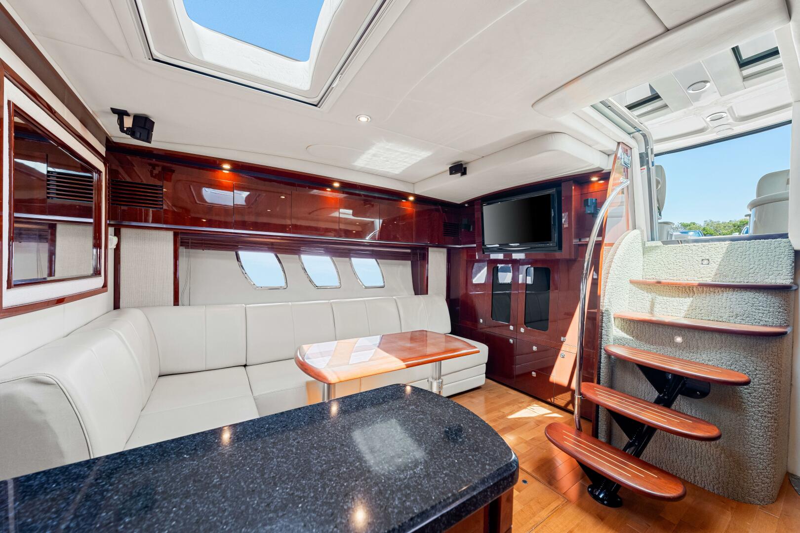 Slide: The Image of Sea Ray 500 Sundancer 2010 - 4332319