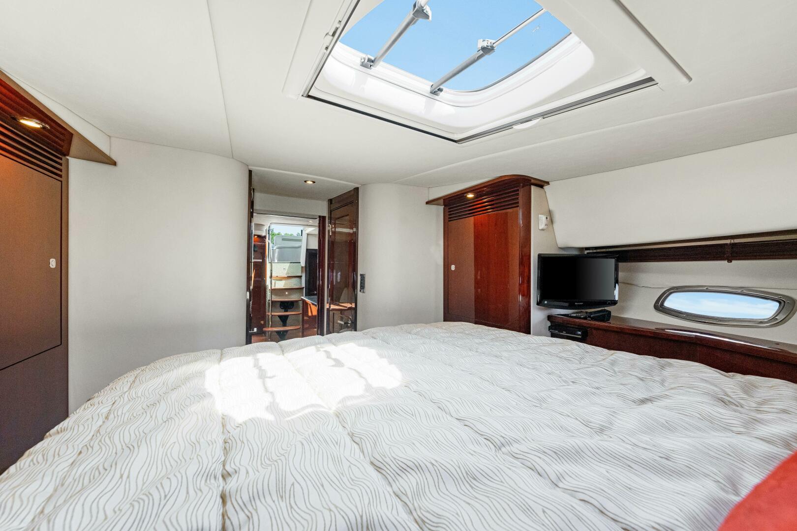 Slide: The Image of Sea Ray 500 Sundancer 2010 - 4332339