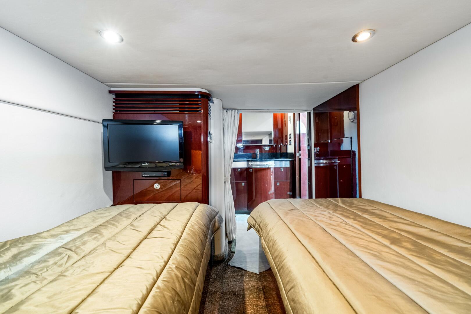 Slide: The Image of Sea Ray 500 Sundancer 2010 - 4332361