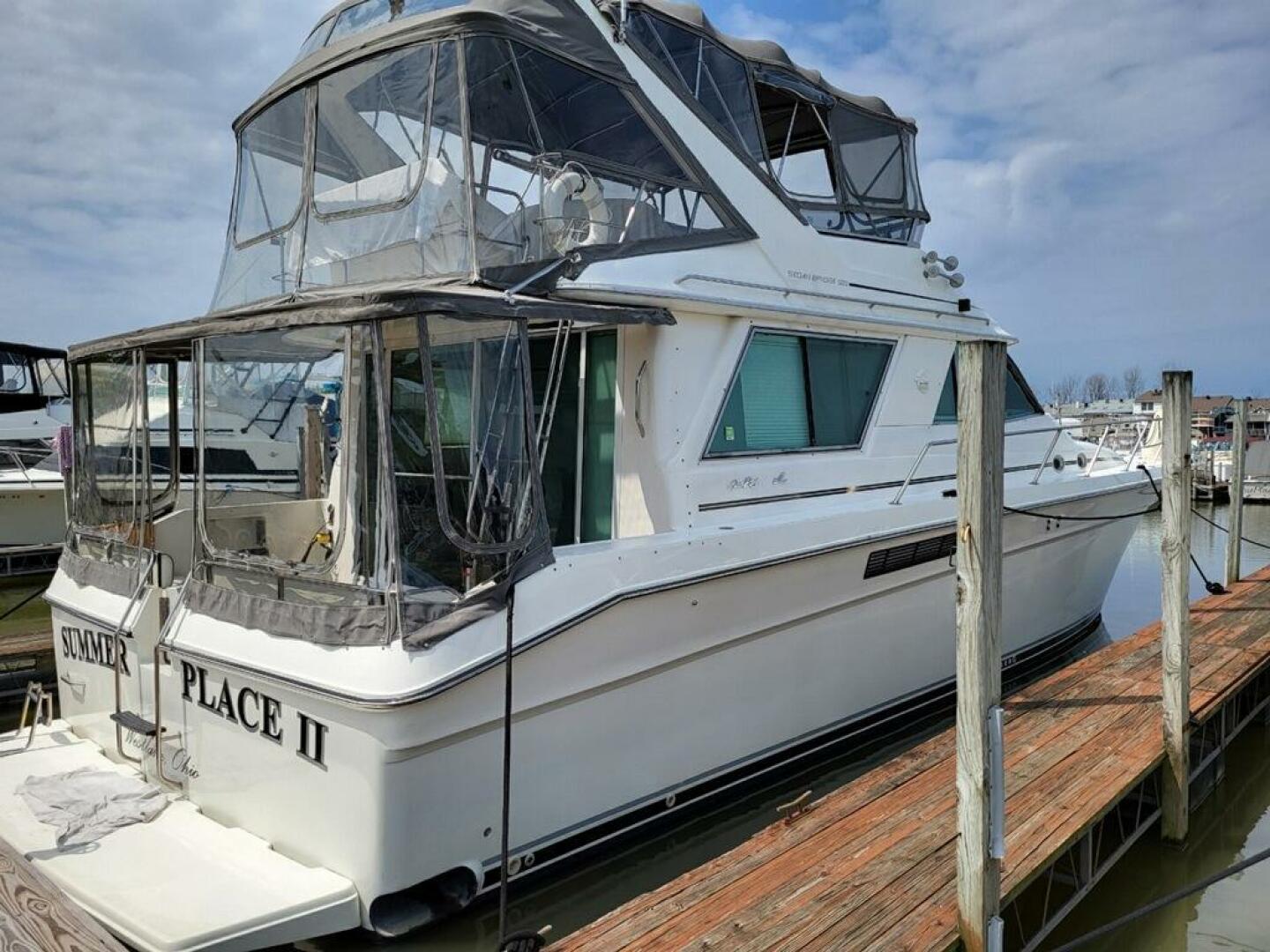Slide: The Image of Sea Ray 50 Sedan Bridge 1990 - 4430685