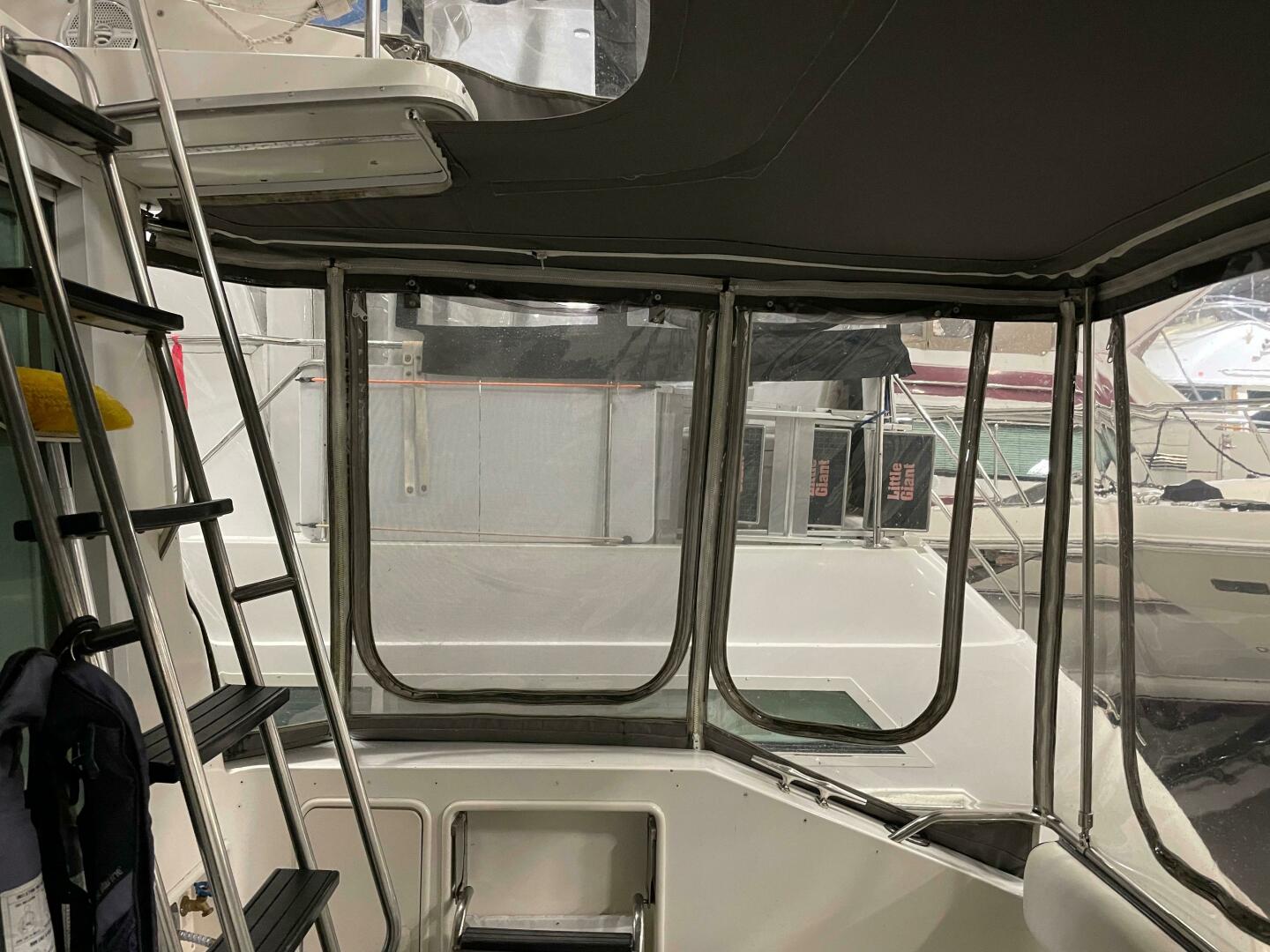 Slide: The Image of Sea Ray 50 Sedan Bridge 1990 - 4430755