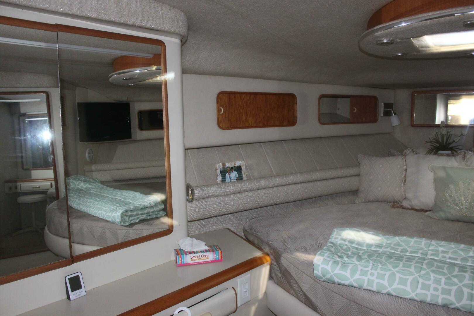 Slide: The Image of Sea Ray 50 Sedan Bridge 1990 - 4430766