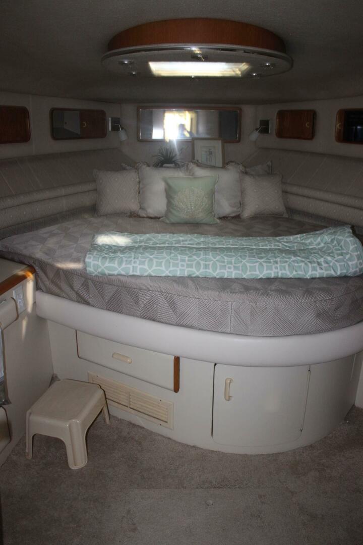 Slide: The Image of Sea Ray 50 Sedan Bridge 1990 - 4430780