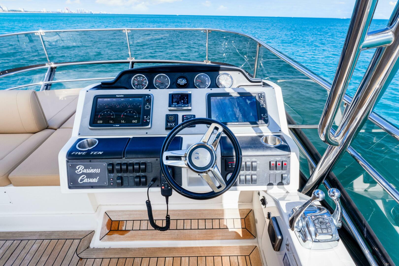 Slide: The Image of Sea Ray 510 Fly 2016 - 4102294