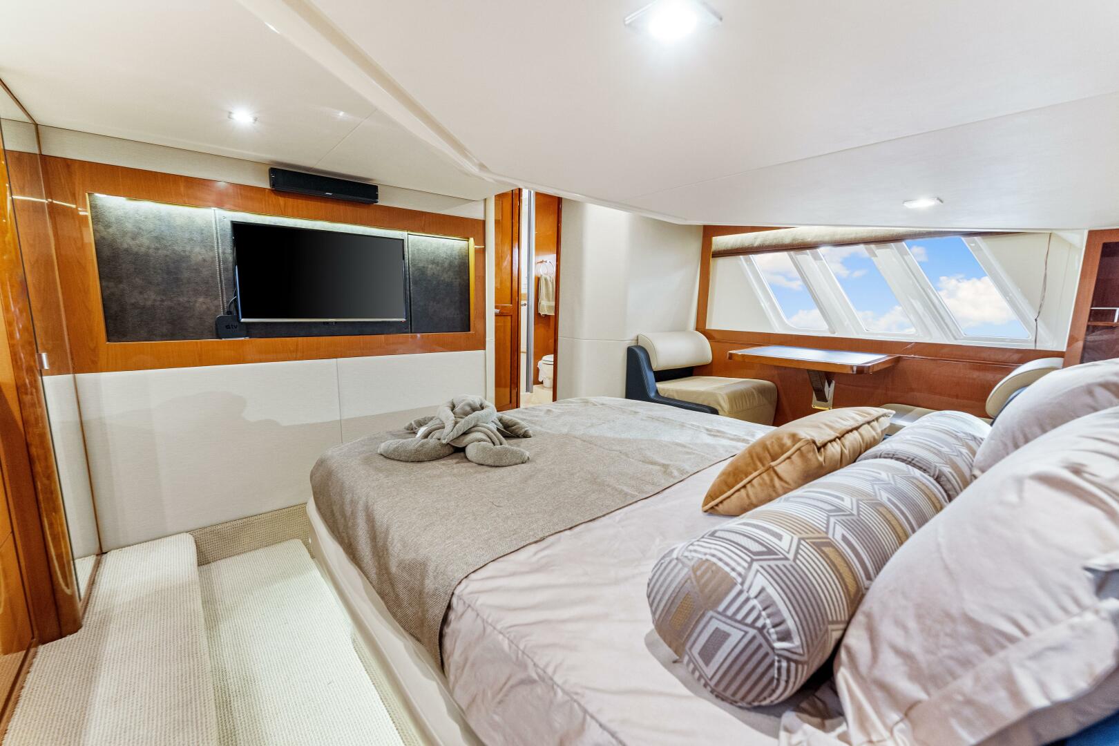 Slide: The Image of Sea Ray 510 Fly 2016 - 4102355